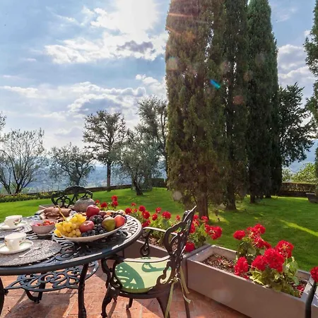 Il Castello Villa *